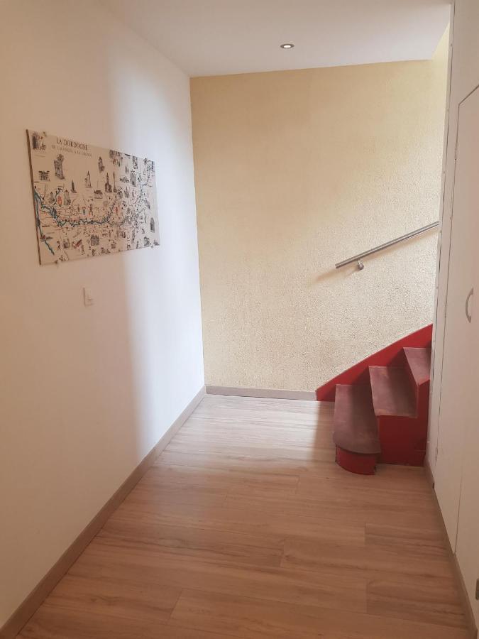 10 - Joli studio neuf avec vue sur jardin arboré, parking privatif gratuit Razac-sur-lʼIsle Extérieur photo