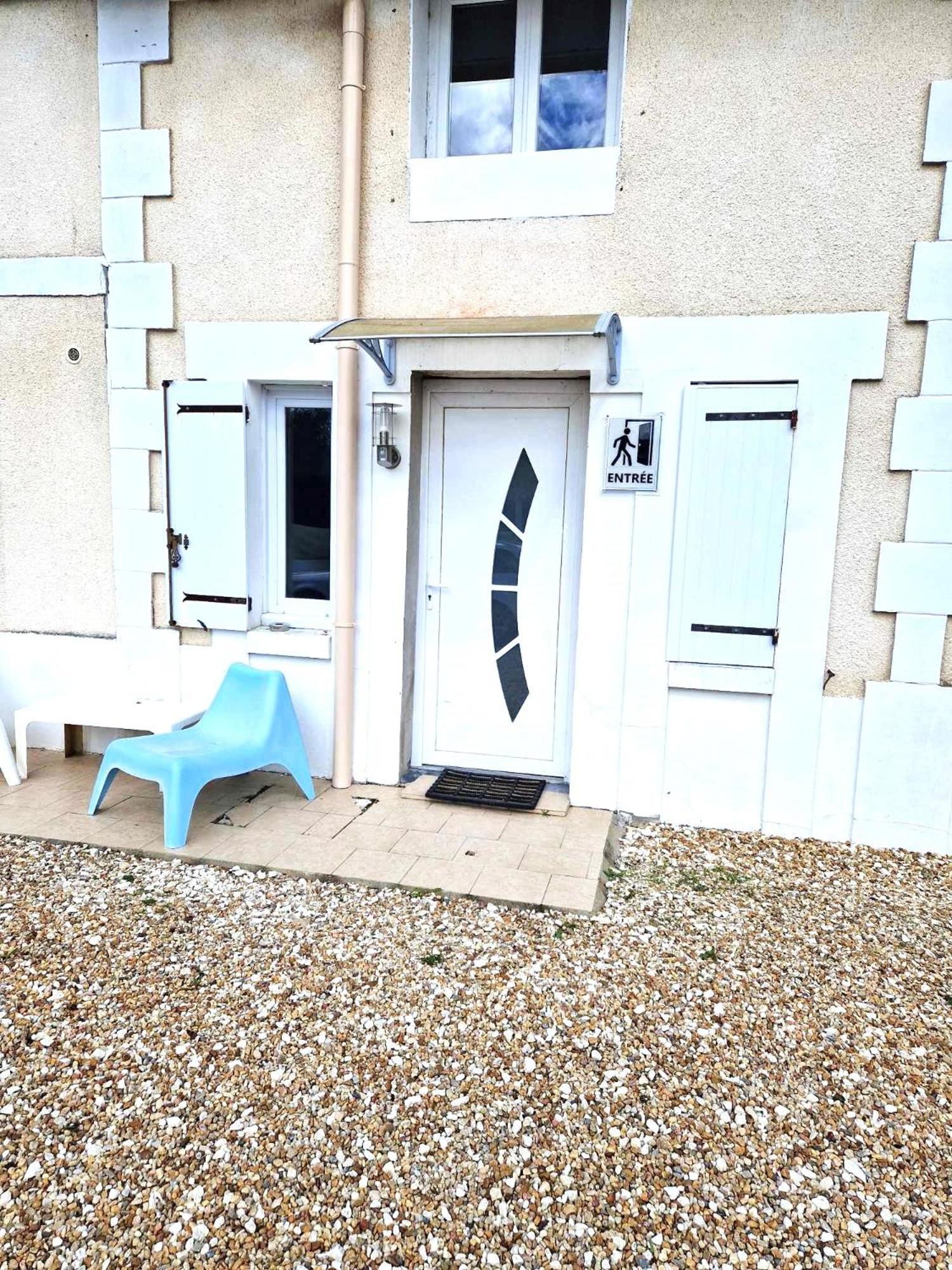10 - Joli studio neuf avec vue sur jardin arboré, parking privatif gratuit Razac-sur-lʼIsle Extérieur photo